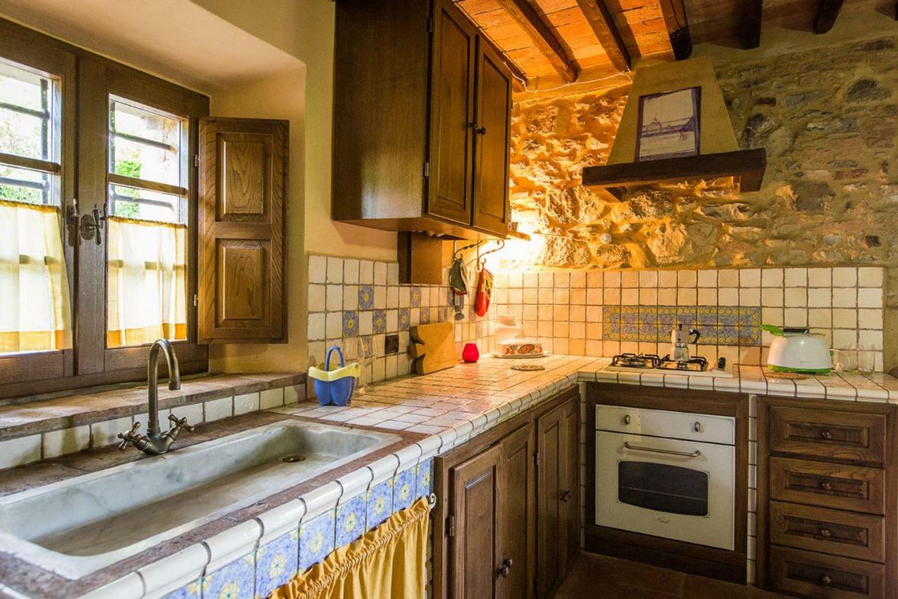 Rustico In Pietra Villa Chianni Eksteriør bilde